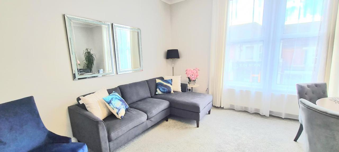 Spacious 3 Bed Flat Near The Sea With Parking بورنماوث المظهر الخارجي الصورة
